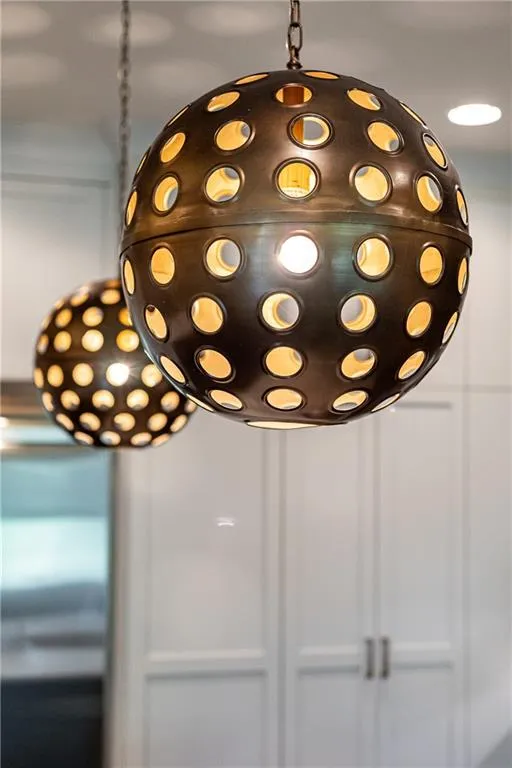 435 Belada Boulevard, Atlanta, Georgia 30342, 6 Bedrooms Bedrooms, ,5 BathroomsBathrooms,Residential,Sold,435 Belada Boulevard,7197848