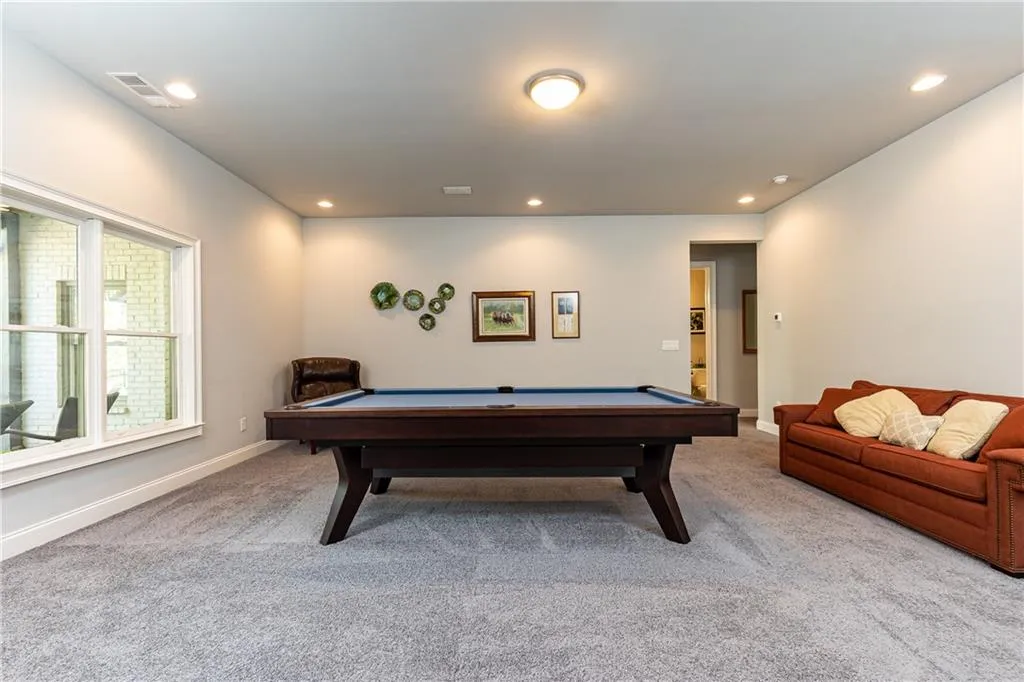 435 Belada Boulevard, Atlanta, Georgia 30342, 6 Bedrooms Bedrooms, ,5 BathroomsBathrooms,Residential,Sold,435 Belada Boulevard,7197848