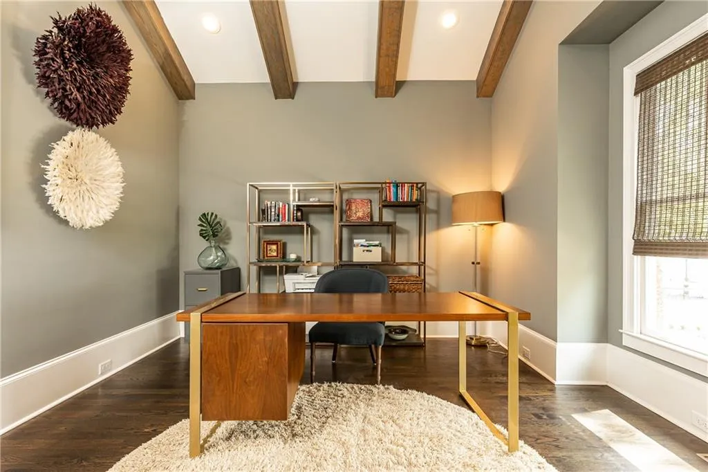 435 Belada Boulevard, Atlanta, Georgia 30342, 6 Bedrooms Bedrooms, ,5 BathroomsBathrooms,Residential,Sold,435 Belada Boulevard,7197848