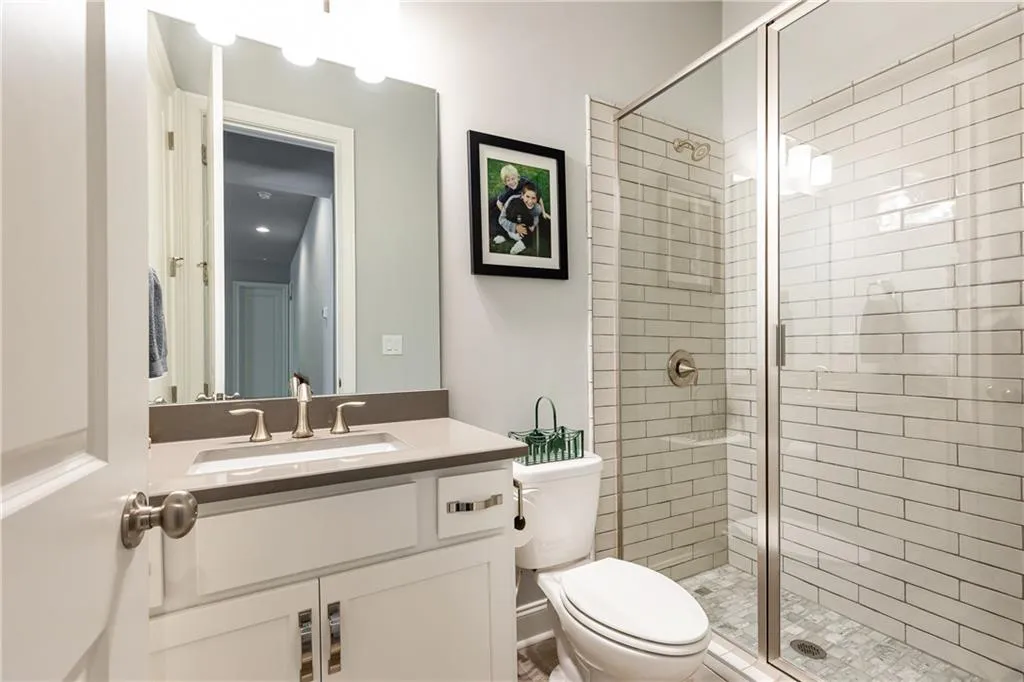 435 Belada Boulevard, Atlanta, Georgia 30342, 6 Bedrooms Bedrooms, ,5 BathroomsBathrooms,Residential,Sold,435 Belada Boulevard,7197848