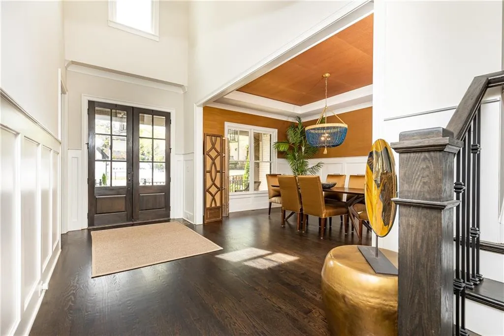 435 Belada Boulevard, Atlanta, Georgia 30342, 6 Bedrooms Bedrooms, ,5 BathroomsBathrooms,Residential,Sold,435 Belada Boulevard,7197848