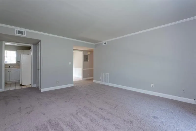 5582 Kingsport Drive Ne Unit 23, Atlanta, Georgia 30342, 2 Bedrooms Bedrooms, ,1 BathroomBathrooms,Residential,Sold,5582 Kingsport Drive Ne Unit 23,6613654