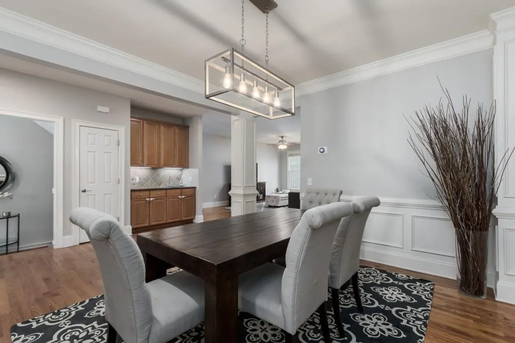 180 Mystic Court, Atlanta, Georgia 30342, 3 Bedrooms Bedrooms, ,3 BathroomsBathrooms,Residential,Sold,180 Mystic Court,6900640