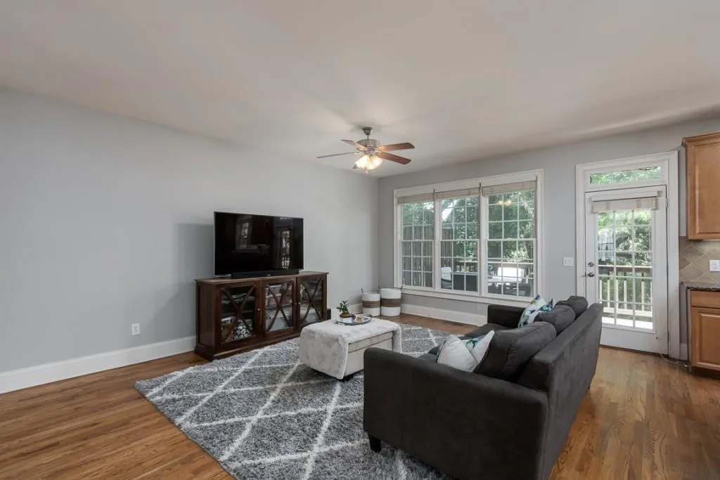 180 Mystic Court, Atlanta, Georgia 30342, 3 Bedrooms Bedrooms, ,3 BathroomsBathrooms,Residential,Sold,180 Mystic Court,6900640