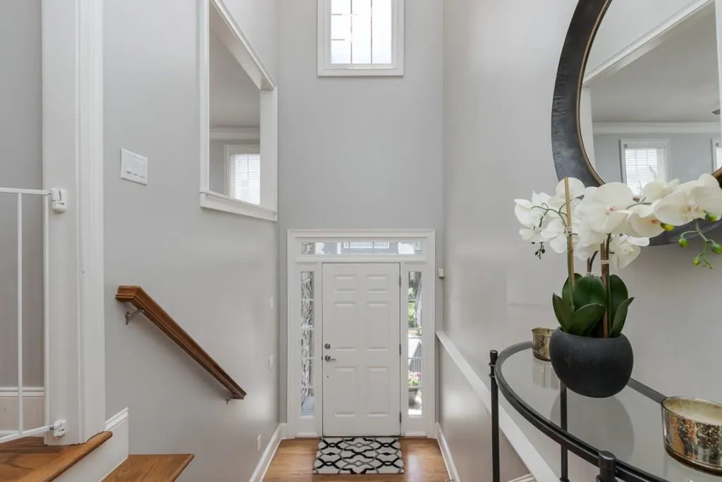 180 Mystic Court, Atlanta, Georgia 30342, 3 Bedrooms Bedrooms, ,3 BathroomsBathrooms,Residential,Sold,180 Mystic Court,6900640