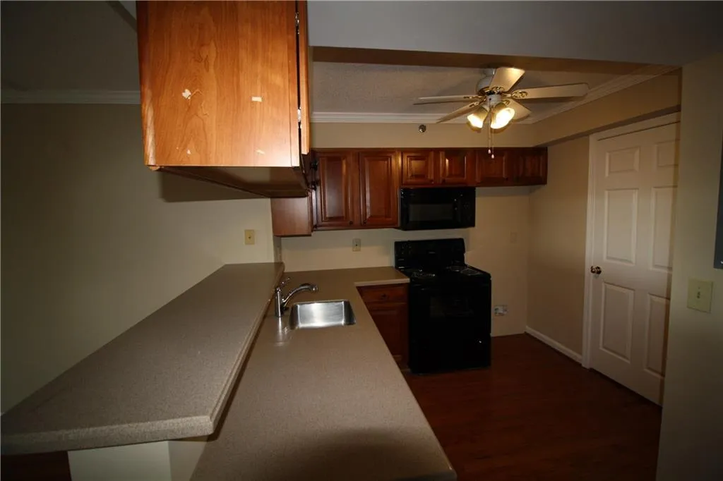 795 Hammond Drive Unit 1106, Sandy Springs, Georgia 30328, 2 Bedrooms Bedrooms, ,1 BathroomBathrooms,Residential,Sold,795 Hammond Drive Unit 1106,5842828