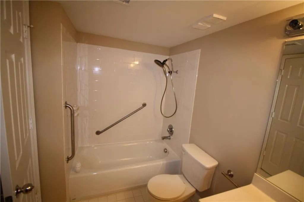 795 Hammond Drive Unit 1106, Sandy Springs, Georgia 30328, 2 Bedrooms Bedrooms, ,1 BathroomBathrooms,Residential,Sold,795 Hammond Drive Unit 1106,5842828
