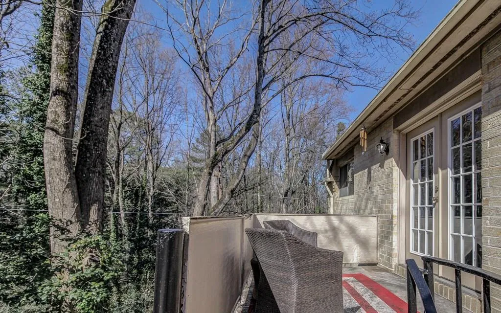 5400 Roswell Road Unit H7, Atlanta, Georgia 30342, 2 Bedrooms Bedrooms, ,1 BathroomBathrooms,Residential,Sold,5400 Roswell Road Unit H7,5648148