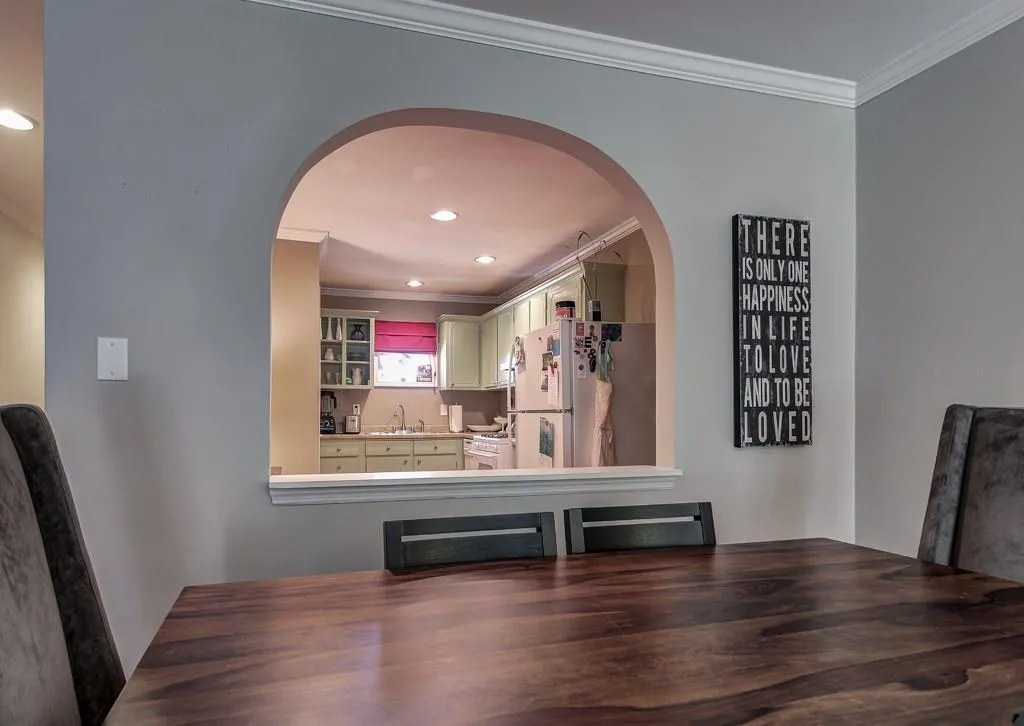 5400 Roswell Road Unit H7, Atlanta, Georgia 30342, 2 Bedrooms Bedrooms, ,1 BathroomBathrooms,Residential,Sold,5400 Roswell Road Unit H7,5648148
