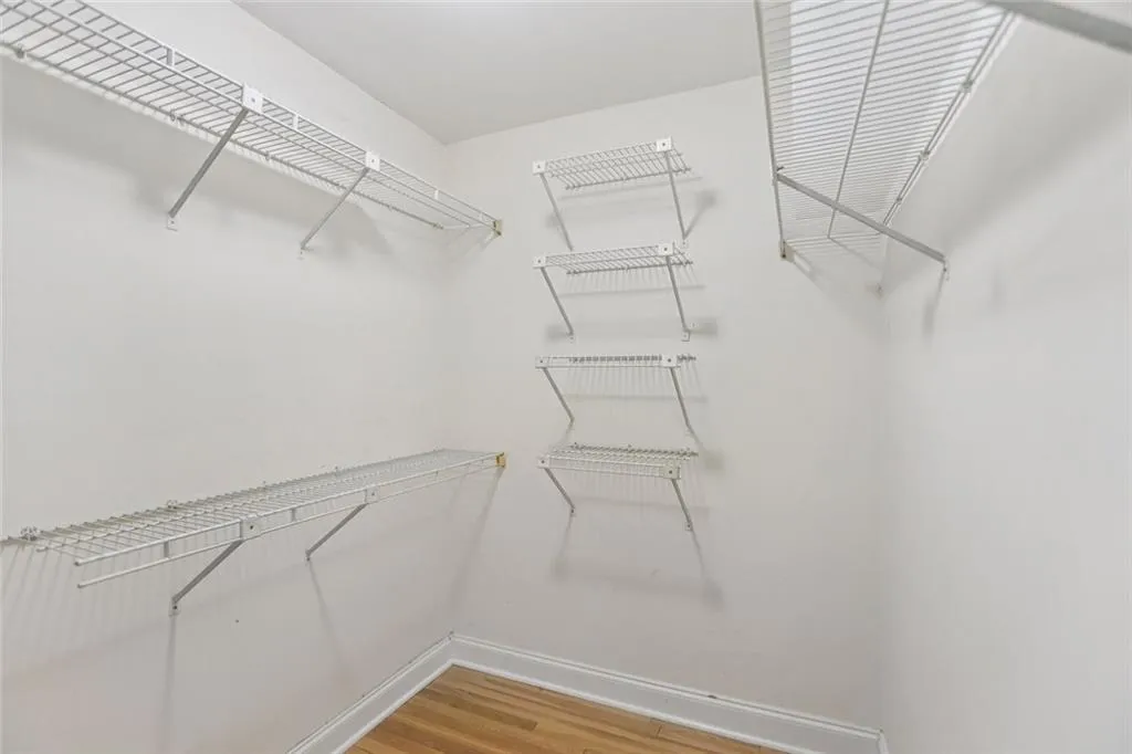 209 14th Street Ne Unit 105, Atlanta, Georgia 30309, 2 Bedrooms Bedrooms, ,2 BathroomsBathrooms,Residential,For Sale,209 14th Street Ne Unit 105,7643704