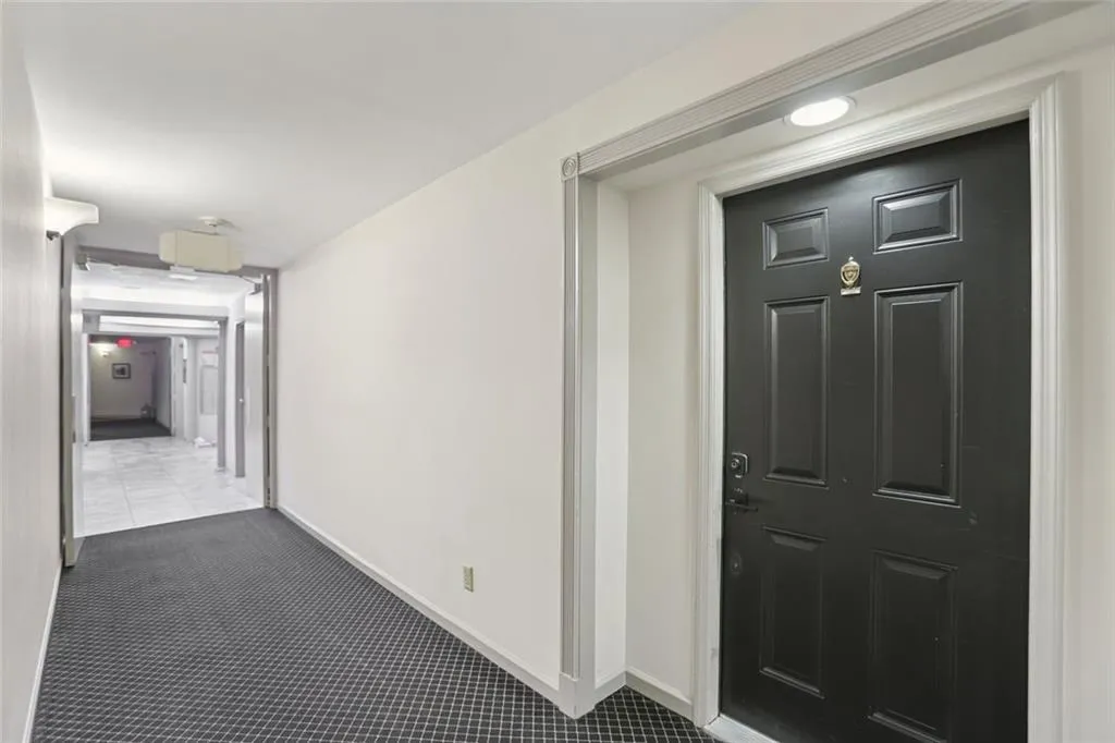 209 14th Street Ne Unit 105, Atlanta, Georgia 30309, 2 Bedrooms Bedrooms, ,2 BathroomsBathrooms,Residential,For Sale,209 14th Street Ne Unit 105,7643704