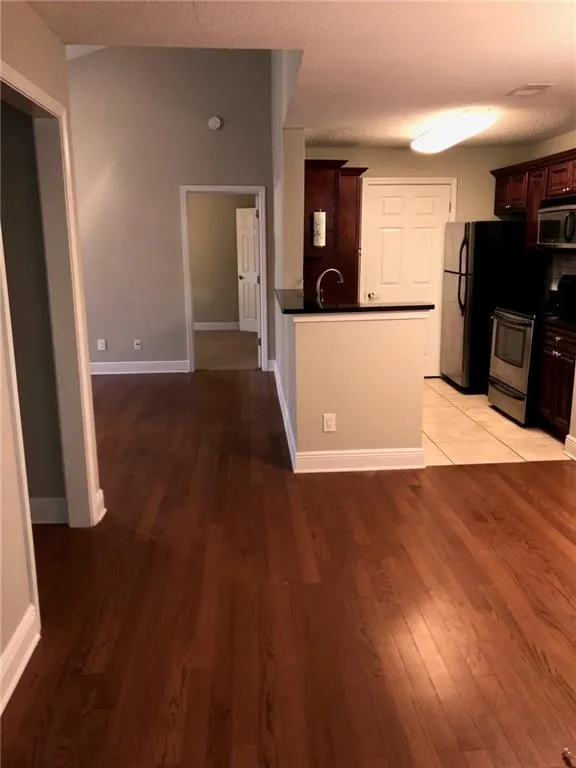 6304 Santa Fe Parkway, Sandy Springs, Georgia 30350, 2 Bedrooms Bedrooms, ,2 BathroomsBathrooms,Residential,Sold,6304 Santa Fe Parkway,6526443