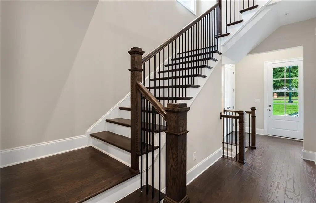 4001 Eamont Lane, Sandy Springs, Georgia 30328, 3 Bedrooms Bedrooms, ,3 BathroomsBathrooms,Residential,Sold,4001 Eamont Lane,6816433