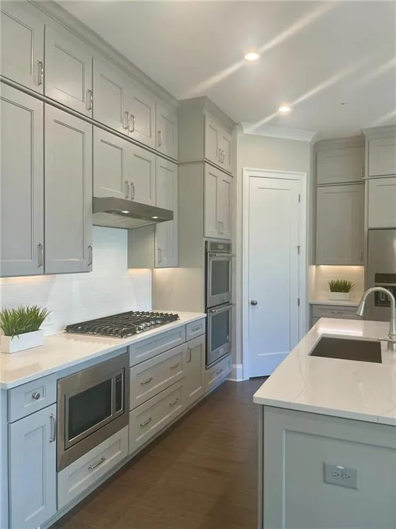 4001 Eamont Lane, Sandy Springs, Georgia 30328, 3 Bedrooms Bedrooms, ,3 BathroomsBathrooms,Residential,Sold,4001 Eamont Lane,6816433