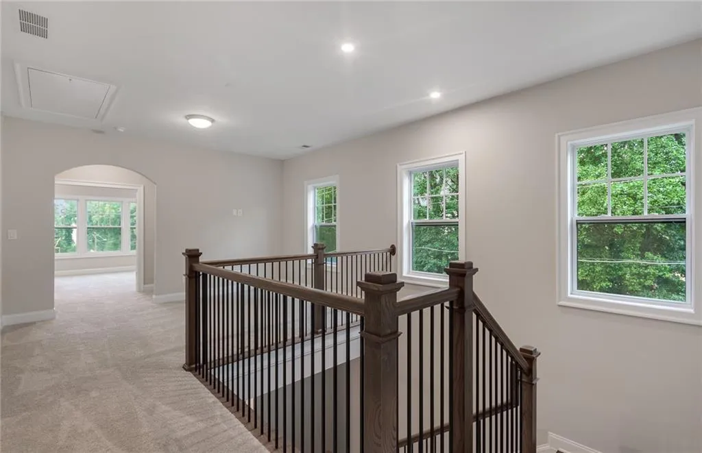 4001 Eamont Lane, Sandy Springs, Georgia 30328, 3 Bedrooms Bedrooms, ,3 BathroomsBathrooms,Residential,Sold,4001 Eamont Lane,6816433