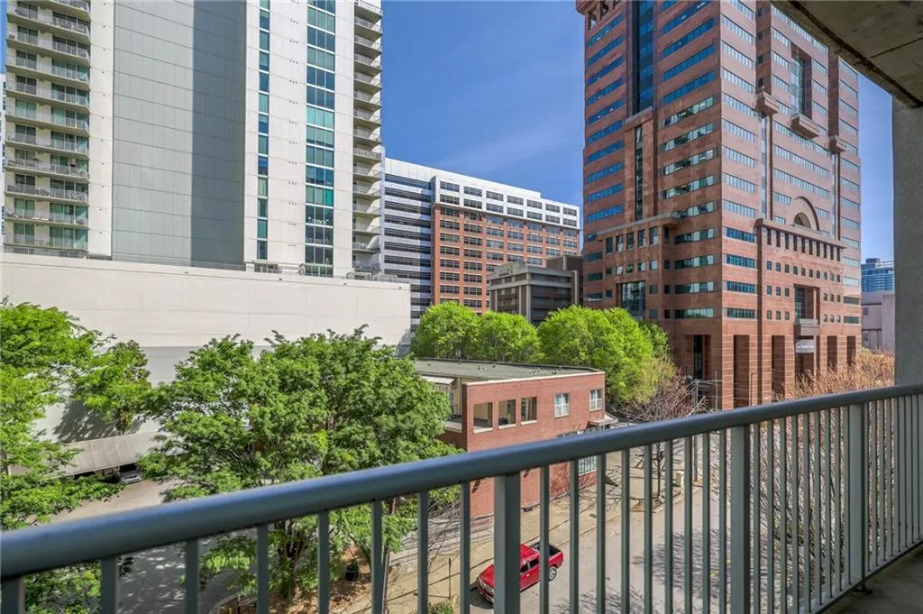44 Peachtree Place Nw Unit 629, Atlanta, Georgia 30309, 1 Bedroom Bedrooms, ,1 BathroomBathrooms,Residential,For Sale,44 Peachtree Place Nw Unit 629,7550771