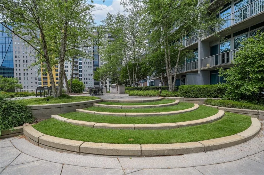 44 Peachtree Place Nw Unit 629, Atlanta, Georgia 30309, 1 Bedroom Bedrooms, ,1 BathroomBathrooms,Residential,For Sale,44 Peachtree Place Nw Unit 629,7550771