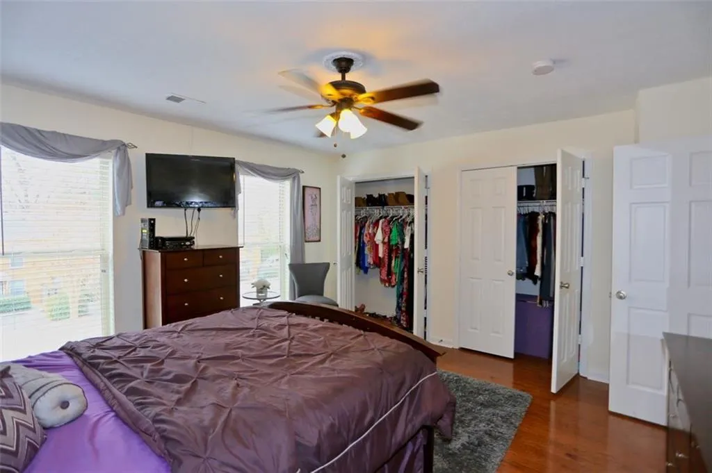 215 Winding River Drive Unit D, Sandy Springs, Georgia 30350, 2 Bedrooms Bedrooms, ,2 BathroomsBathrooms,Residential,Sold,215 Winding River Drive Unit D,6511609