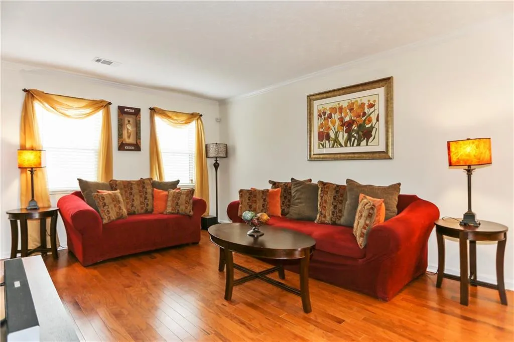 215 Winding River Drive Unit D, Sandy Springs, Georgia 30350, 2 Bedrooms Bedrooms, ,2 BathroomsBathrooms,Residential,Sold,215 Winding River Drive Unit D,6511609