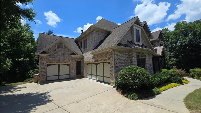 1170