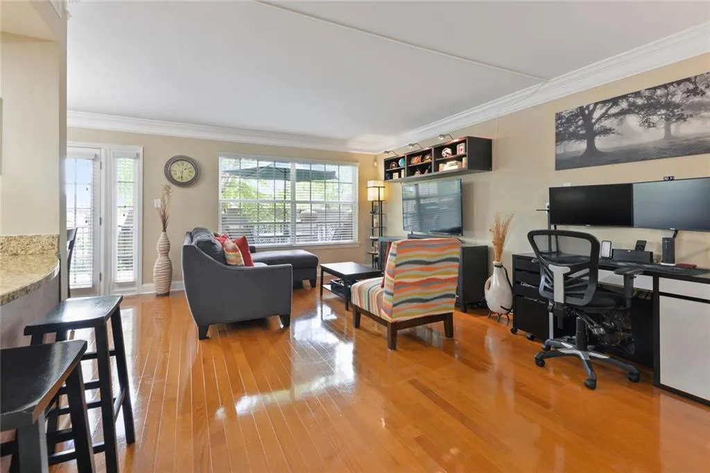 6980 Roswell Road Unit K2, Sandy Springs, Georgia 30328, 2 Bedrooms Bedrooms, ,2 BathroomsBathrooms,Residential,Sold,6980 Roswell Road Unit K2,6727526