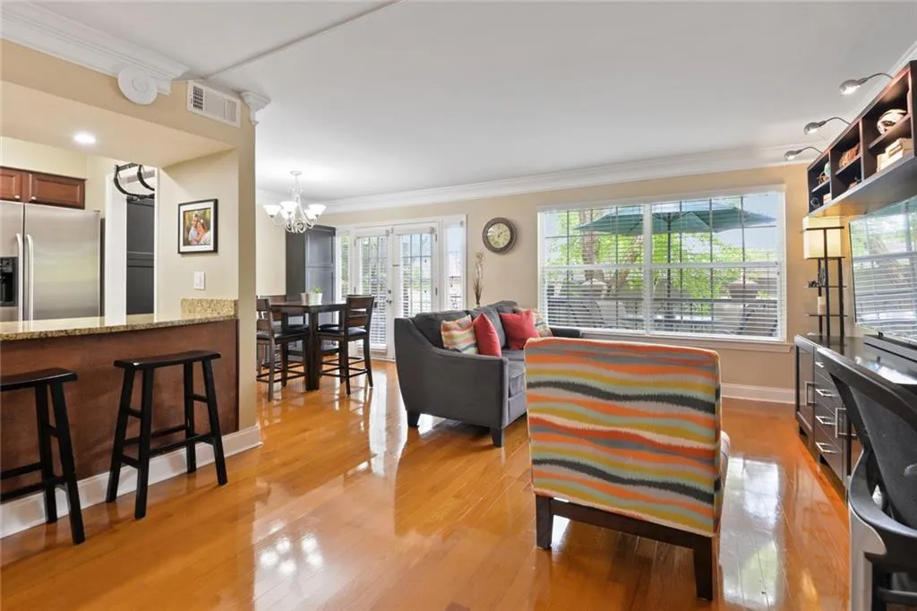 6980 Roswell Road Unit K2, Sandy Springs, Georgia 30328, 2 Bedrooms Bedrooms, ,2 BathroomsBathrooms,Residential,Sold,6980 Roswell Road Unit K2,6727526