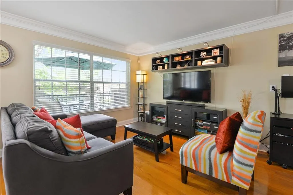 6980 Roswell Road Unit K2, Sandy Springs, Georgia 30328, 2 Bedrooms Bedrooms, ,2 BathroomsBathrooms,Residential,Sold,6980 Roswell Road Unit K2,6727526