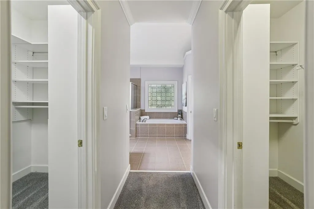 Sandy Springs, Georgia 30350, 5 Bedrooms Bedrooms, ,4 BathroomsBathrooms,Residential,Sold,7667882