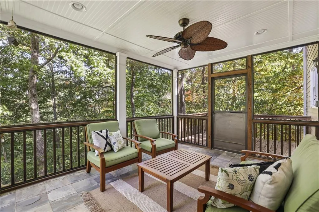 Sandy Springs, Georgia 30350, 5 Bedrooms Bedrooms, ,4 BathroomsBathrooms,Residential,Sold,7667882