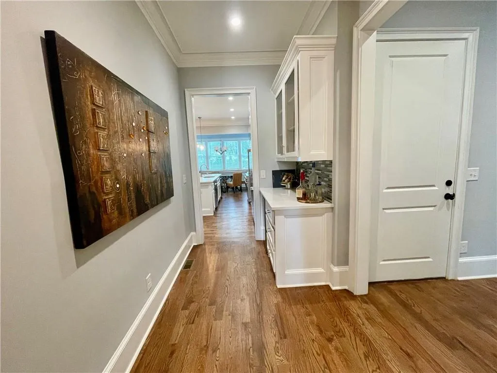 4101 Brookview Drive Se, Atlanta, Georgia 30339, 6 Bedrooms Bedrooms, ,6 BathroomsBathrooms,Residential,For Sale,4101 Brookview Drive Se,7652154