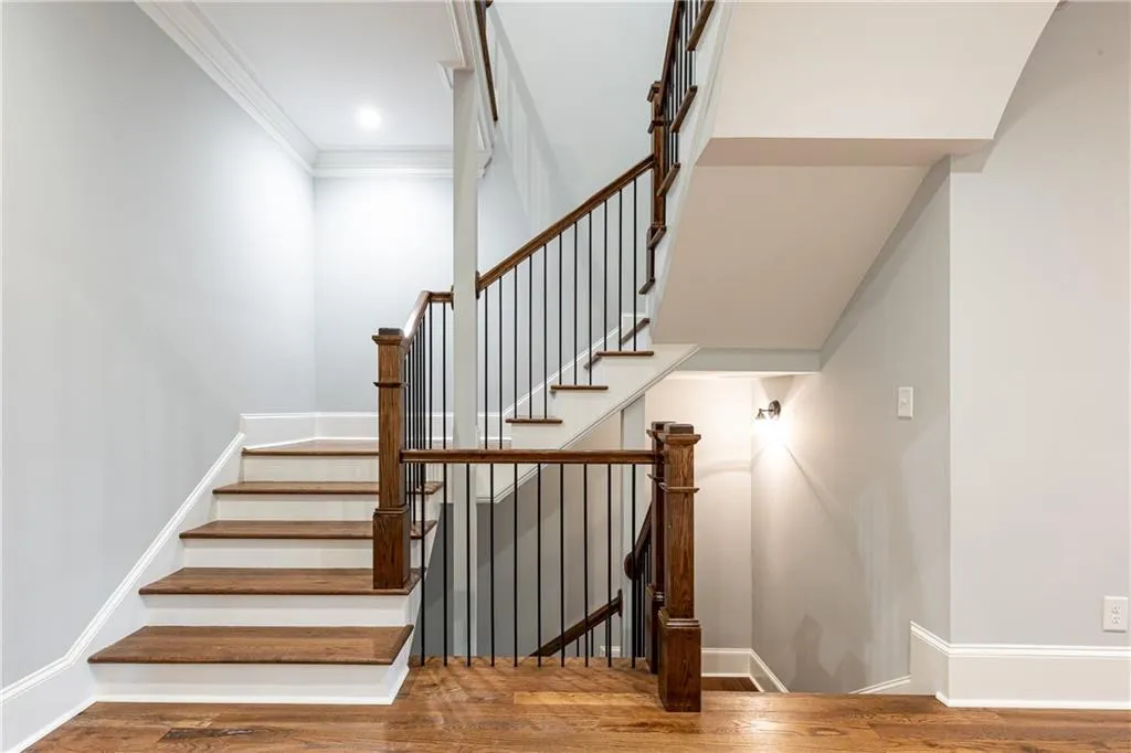 4101 Brookview Drive Se, Atlanta, Georgia 30339, 6 Bedrooms Bedrooms, 0 ,6 BathroomsBathrooms,Residential,For Sale,4101 Brookview Drive Se,7652154
