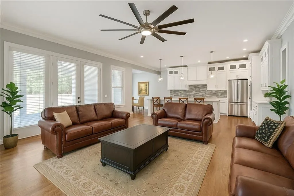 4101 Brookview Drive Se, Atlanta, Georgia 30339, 6 Bedrooms Bedrooms, ,6 BathroomsBathrooms,Residential,For Sale,4101 Brookview Drive Se,7652154