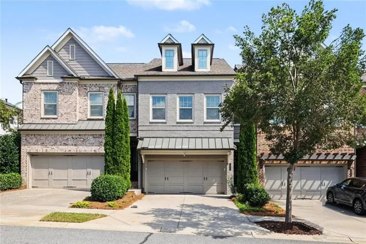 1011 Milhaven Drive, Roswell, Georgia 30076