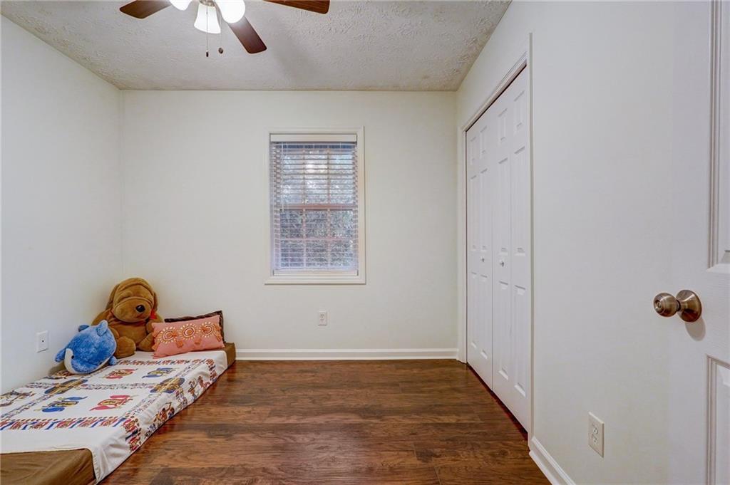 7750 Roswell Road Unit 8D, Sandy Springs, Georgia 30350, 3 Bedrooms Bedrooms, ,2 BathroomsBathrooms,Residential,Sold,7750 Roswell Road Unit 8D,7325416