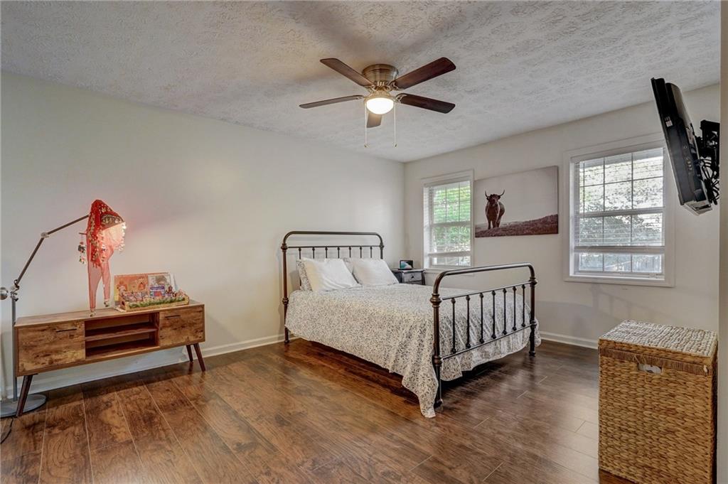 7750 Roswell Road Unit 8D, Sandy Springs, Georgia 30350, 3 Bedrooms Bedrooms, ,2 BathroomsBathrooms,Residential,Sold,7750 Roswell Road Unit 8D,7325416