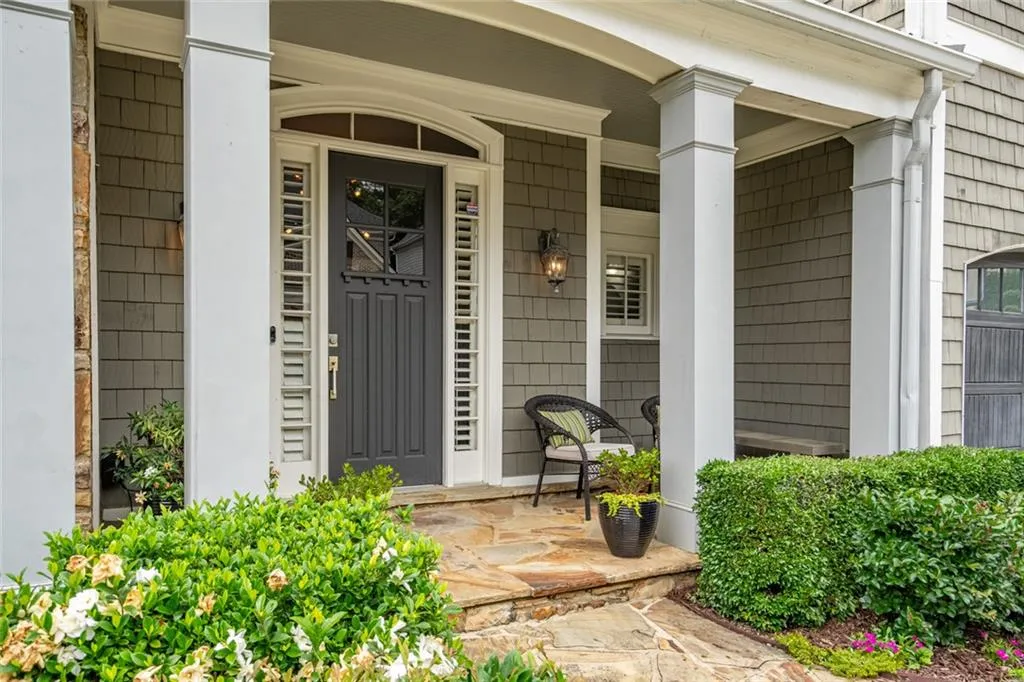 1075 Bluffhaven Way Northeast Way Ne, Atlanta, Georgia 30319, 4 Bedrooms Bedrooms, ,4 BathroomsBathrooms,Residential,Sold,1075 Bluffhaven Way Northeast Way Ne,7589962