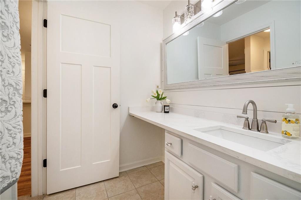 503 Granville Court, Atlanta, Georgia 30328, 1 Bedroom Bedrooms, ,1 BathroomBathrooms,Residential,Sold,503 Granville Court,7287907