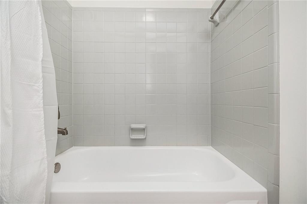 503 Granville Court, Atlanta, Georgia 30328, 1 Bedroom Bedrooms, ,1 BathroomBathrooms,Residential,Sold,503 Granville Court,7287907