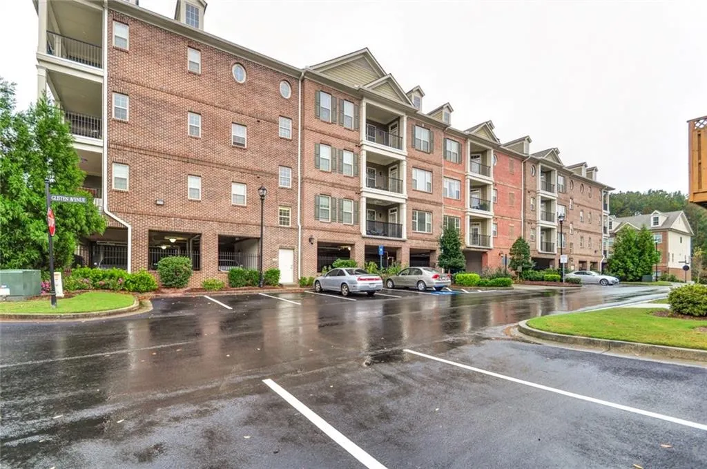 7265 Glisten Avenue Unit 119, Atlanta, Georgia 30328, 2 Bedrooms Bedrooms, ,2 BathroomsBathrooms,Residential,Sold,7265 Glisten Avenue Unit 119,5615895