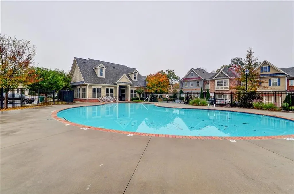 7265 Glisten Avenue Unit 119, Atlanta, Georgia 30328, 2 Bedrooms Bedrooms, ,2 BathroomsBathrooms,Residential,Sold,7265 Glisten Avenue Unit 119,5615895