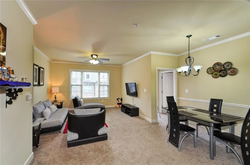 7265 Glisten Avenue Unit 119, Atlanta, Georgia 30328, 2 Bedrooms Bedrooms, ,2 BathroomsBathrooms,Residential,Sold,7265 Glisten Avenue Unit 119,5615895