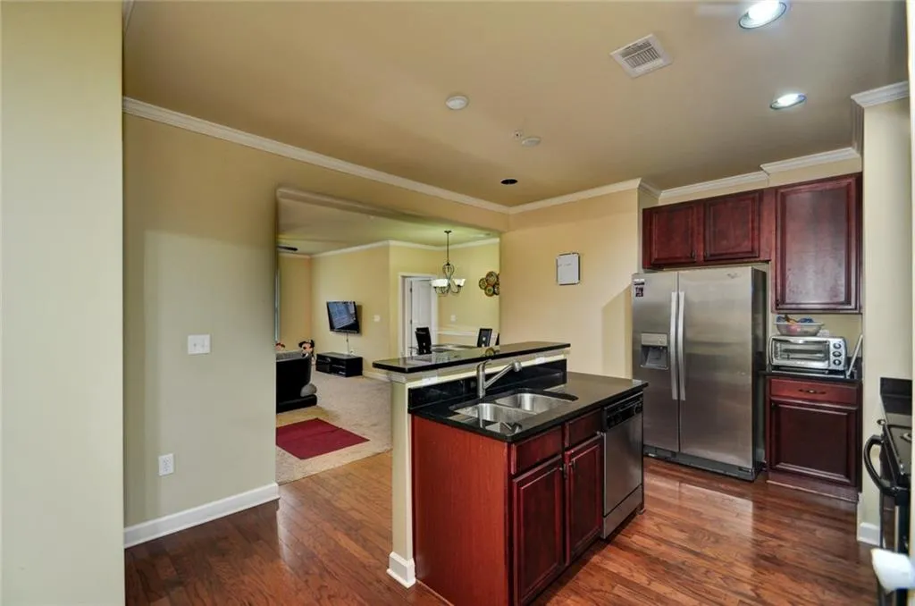 7265 Glisten Avenue Unit 119, Atlanta, Georgia 30328, 2 Bedrooms Bedrooms, ,2 BathroomsBathrooms,Residential,Sold,7265 Glisten Avenue Unit 119,5615895