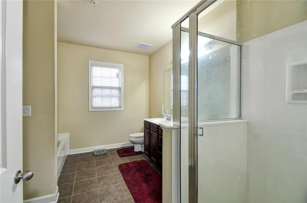 7265 Glisten Avenue Unit 119, Atlanta, Georgia 30328, 2 Bedrooms Bedrooms, ,2 BathroomsBathrooms,Residential,Sold,7265 Glisten Avenue Unit 119,5615895
