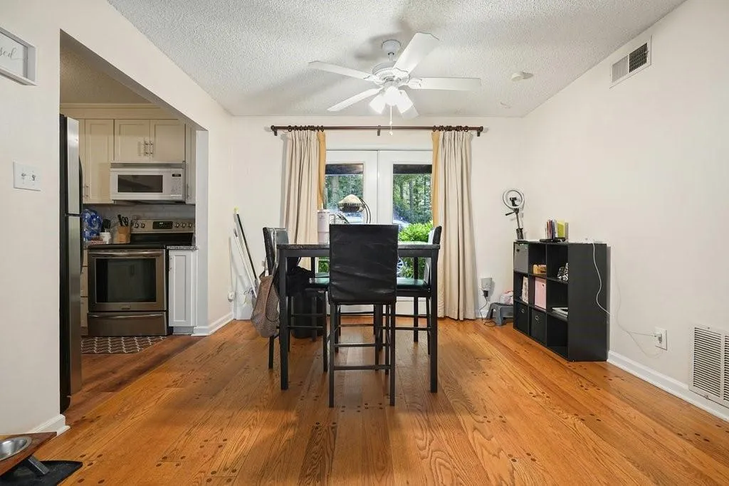 4266 Roswell Road Ne Unit K-2, Atlanta, Georgia 30342, 2 Bedrooms Bedrooms, ,1 BathroomBathrooms,Residential,For Sale,4266 Roswell Road Ne Unit K-2,7619849