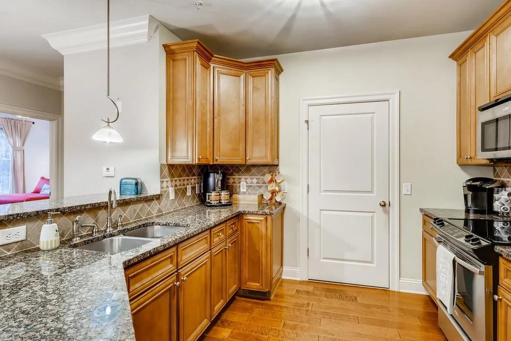 901 Abernathy Road Unit 3020, Atlanta, Georgia 30328, 2 Bedrooms Bedrooms, ,2 BathroomsBathrooms,Residential,Sold,901 Abernathy Road Unit 3020,6828063