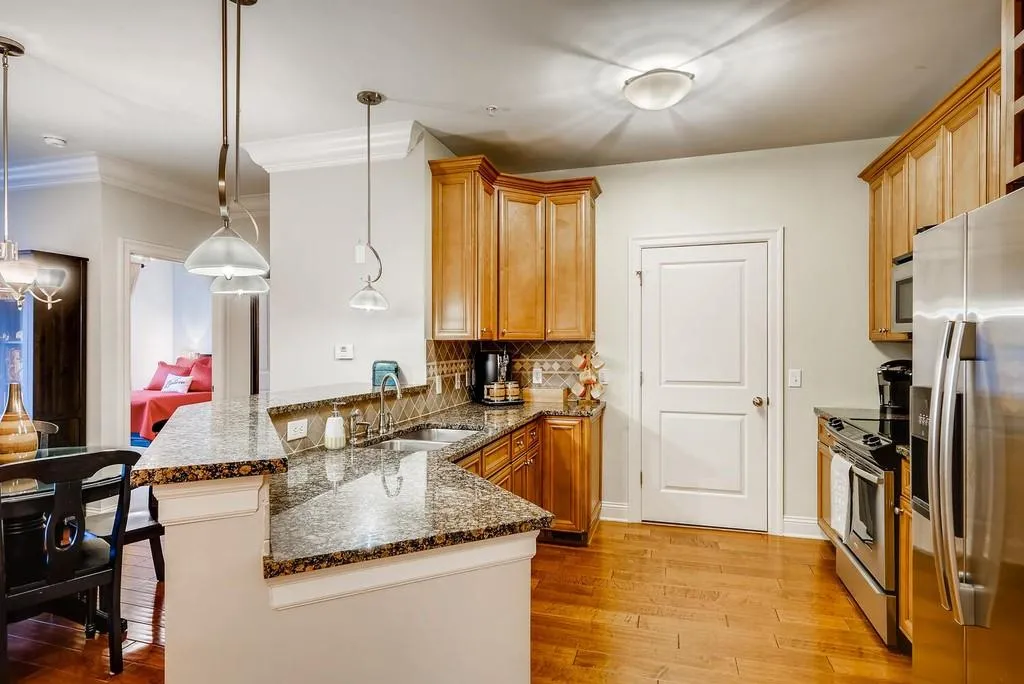 901 Abernathy Road Unit 3020, Atlanta, Georgia 30328, 2 Bedrooms Bedrooms, ,2 BathroomsBathrooms,Residential,Sold,901 Abernathy Road Unit 3020,6828063