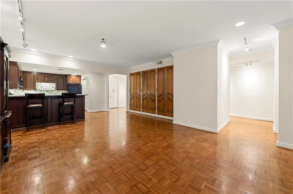2734 Peachtree Road Nw Unit C-404, Atlanta, Georgia 30305, 2 Bedrooms Bedrooms, ,2 BathroomsBathrooms,Residential,For Sale,2734 Peachtree Road Nw Unit C-404,7666043 2734 Peachtree Road Nw Unit C-404, Atlanta, Georgia 30305, 2 Bedrooms Bedrooms, ,2 BathroomsBathrooms,Residential,For Sale,2734 Peachtree Road Nw Unit C-404,7666043