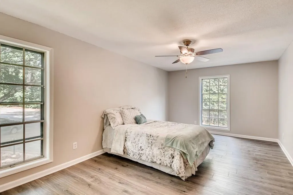 6851 Roswell Road Unit F-30, Sandy Springs, Georgia 30328, 2 Bedrooms Bedrooms, ,2 BathroomsBathrooms,Residential,Sold,6851 Roswell Road Unit F-30,6570052