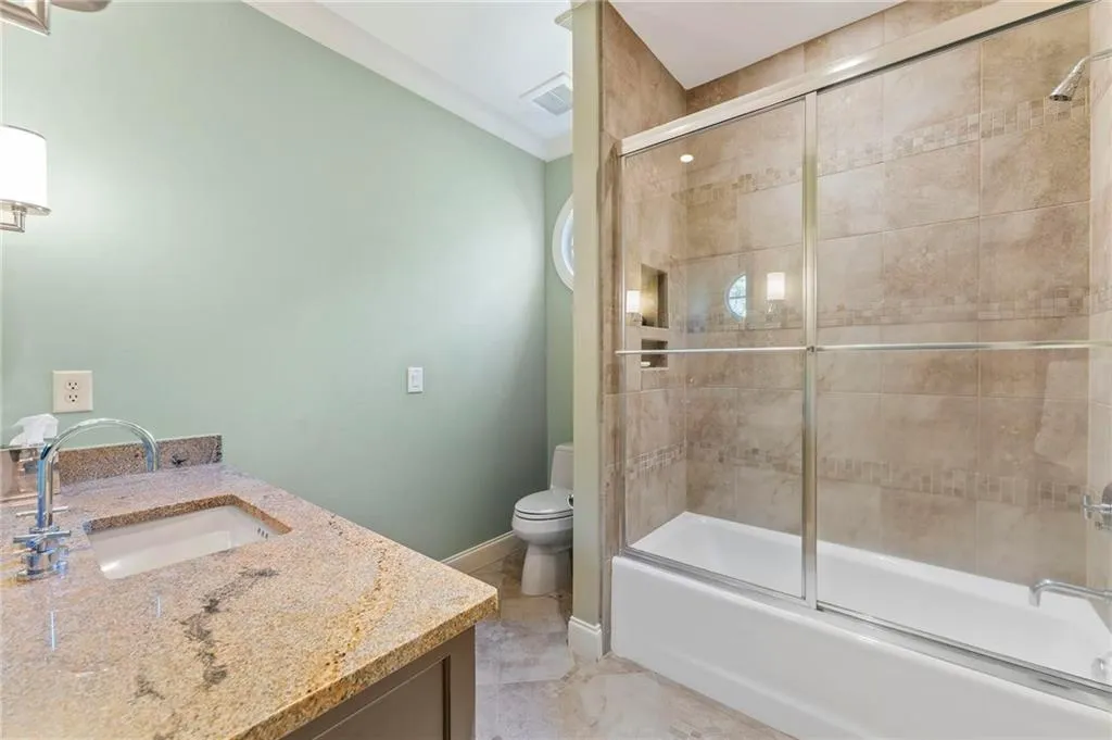 5178 S Trimble Road, Atlanta, Georgia 30342, 6 Bedrooms Bedrooms, ,7 BathroomsBathrooms,Residential,For Sale,5178 S Trimble Road,7687101