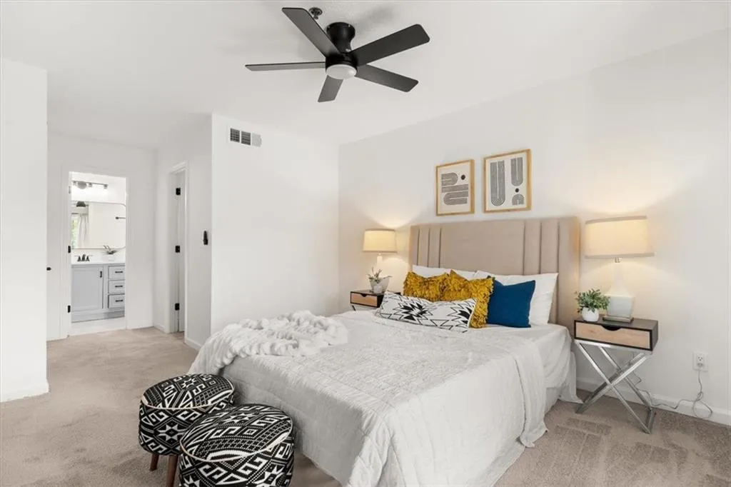 4690 Vinings Central Run Se Unit 92, Atlanta, Georgia 30339, 2 Bedrooms Bedrooms, 0 ,2 BathroomsBathrooms,Residential,For Sale,4690 Vinings Central Run Se Unit 92,7740119